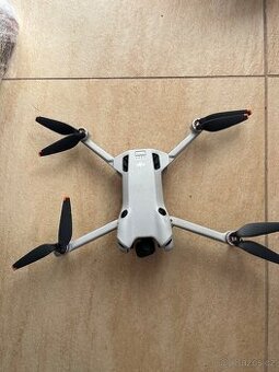 Dron DJI Mini 4 Pro.+ DJI mini 3