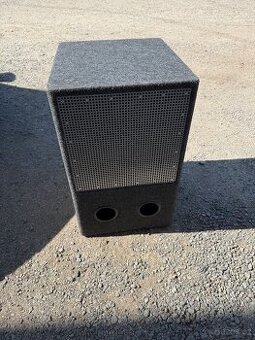 Basový reproduktor-subwoofer