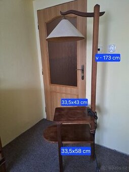 Stojací lampa