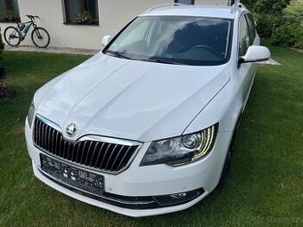 Škoda Superb 2 facelift 2014 125kW DSG Elegance