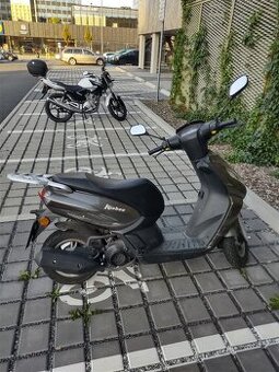 Peugeot Kisbee 100, 2015