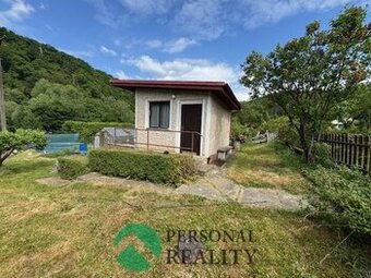 Prodej zahrady 503 m², se zděnou chatou, Sázava - Černé Budy