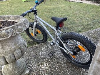Early Rider Seeker 16 - 1