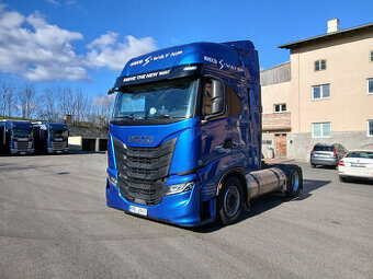 Tahač návěsů Iveco S-WAY NP Euro 6 Palivo LNG