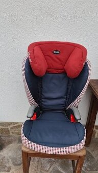 prodám 2 ks AUTOSEDAČKY ROMER - 1