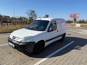 Peugeot Partner, Čerstvě po STK + Servis