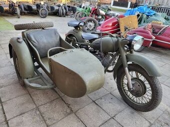Ural,Dněpr MW 750 vojenský s poháněnou sajdou