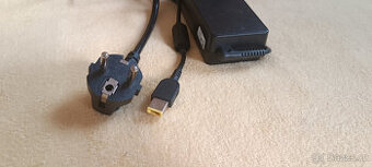 Lenovo adaptér hranatý 90W