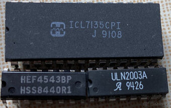 Sada io na 4 1/2 místný voltmetr s ICL7135 A