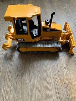 Bruder buldozer CAT