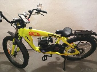 Kolo s přídavným motorem