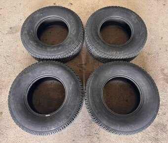 Sada pneu Michelin 265/75 R16