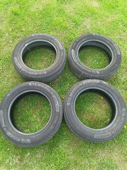 Michelin primacy 4 215/60R17