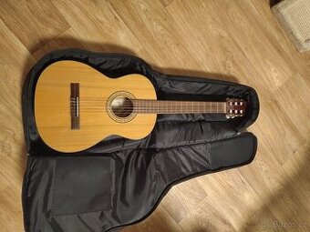 Kytara strunal classical guitar