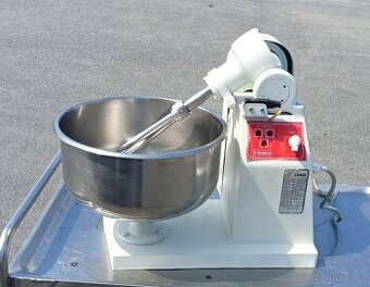 Hnětač těsta gastro na 10kg mouky