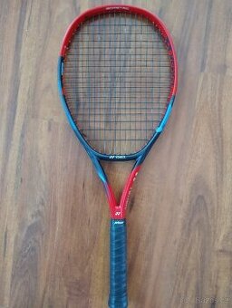 Tenisové rakety YONEX VCORE 100, 300g