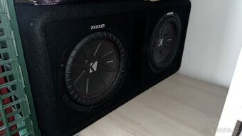 Subwoofer Kicker DCWR102