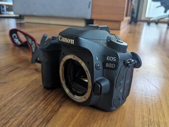 Poloprofesionální zrcadlovka (DSLR) Canon EOS 80D (tělo)