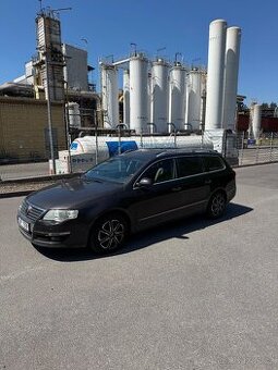 Prodám Volkswagen Passat B6 Combi 2.0 TDI 103 kW, motor BMP