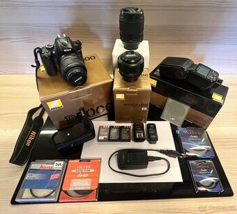 Nikon D5000 + příslušenství