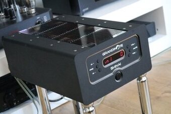 Grandinoie Shinai - HighEnd zesilovač Ex-demo