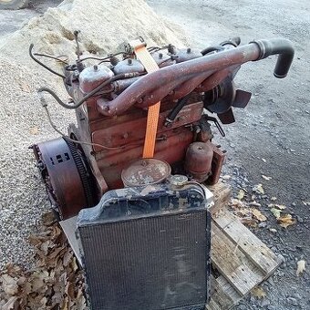 Motor zetor 6701