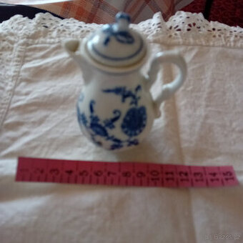 minicibulák a rúzné upomínkové předměty