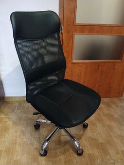 Kancelářská židle