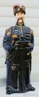 Figurální keramická lahev od alkoholu 1