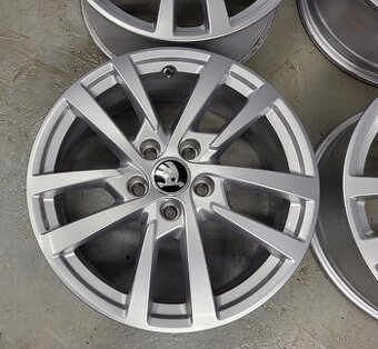 Originál 17" Audi A3 Golf 7 Octavia 3 5x112