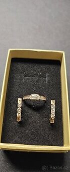 Prodám zlatý prsten s náušnicemi