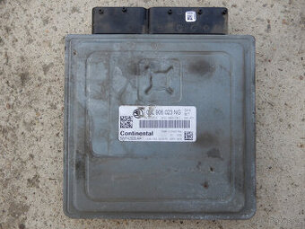 Řídící jednotka motoru