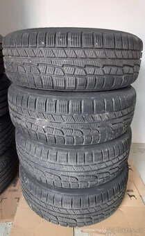 zimní pneu vč. plech. disků 215/65 R16 102H XL