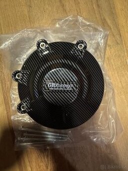 Kryt/protektor spojkového víka motoru na Ducati Monster