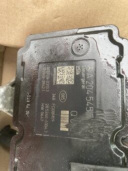 Mercedes W204,W212 Ridici jednotka ABS