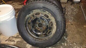 Prodám zimní kola P307 195/65/15
