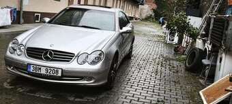 MERCEDES-BENZ CLK240