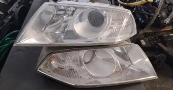 Prodám xenonové světla škoda Octavia 2