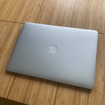 MacBook Air 13” (2017)