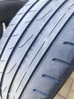 Letní pneu 225/55 R19