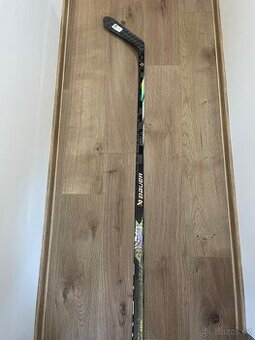 Hokejka Bauer Proto R-65 flex, P28 levá