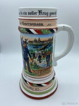 Sběratel nabízí staré porcelánové a keramické korbele