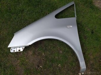 Blatník přední Ford Galaxy r.v.2004