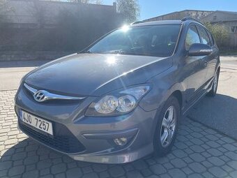 Prodám Hyundai i30 kombi, 1.6i 92kW, na LPG, TK DO 11/2026