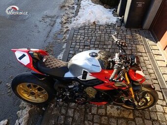 Ducati Streetfighter V4R Speciale Pecco edition N°09