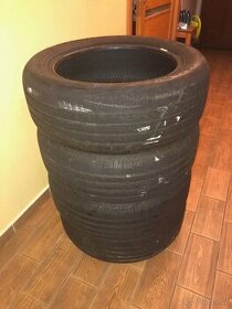 Pneu Good Year 215/ 55R17 98W