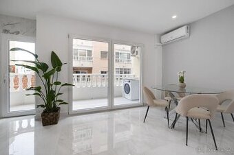 ŠPANĚLSKO, Torrevieja, apartmán po kompletní rekonstrukci