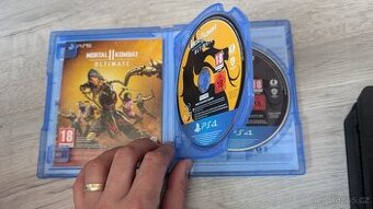 Ps4 slim 1TB._