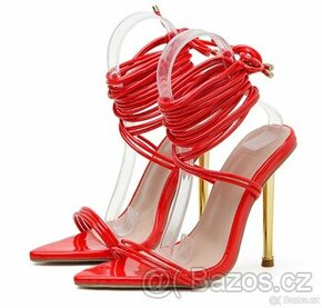 Lakovane rude sandalky