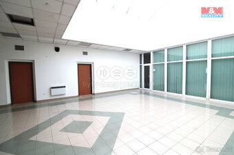 Pronájem kancelářského prostoru,560m², Praha 10